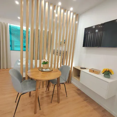 公寓 A Window To - Premium Downtown *